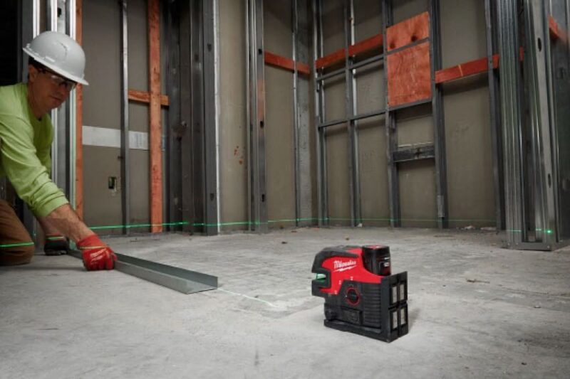 Milwaukee Cross Line 4-Point Laser
