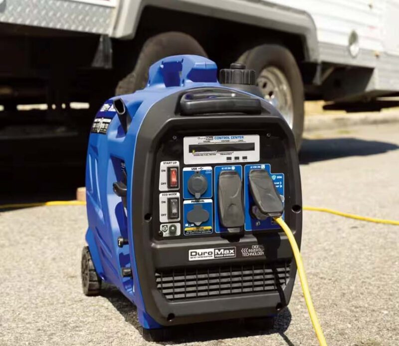 DUROMAX 2,300-Watt/1,800-Watt Digital Inverter Generator 