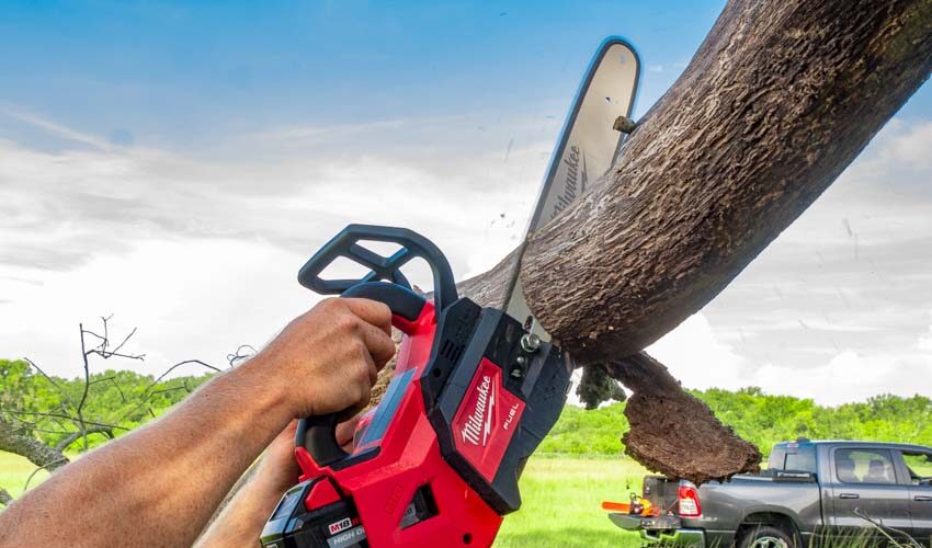 Milwaukee M18 Fuel Top Handle Chainsaw